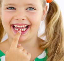 Смена молочных зубов у детей сроки
