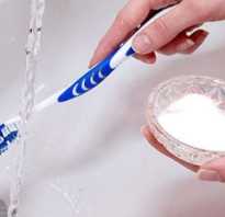 Как чистить зубы перекисью водорода с содой